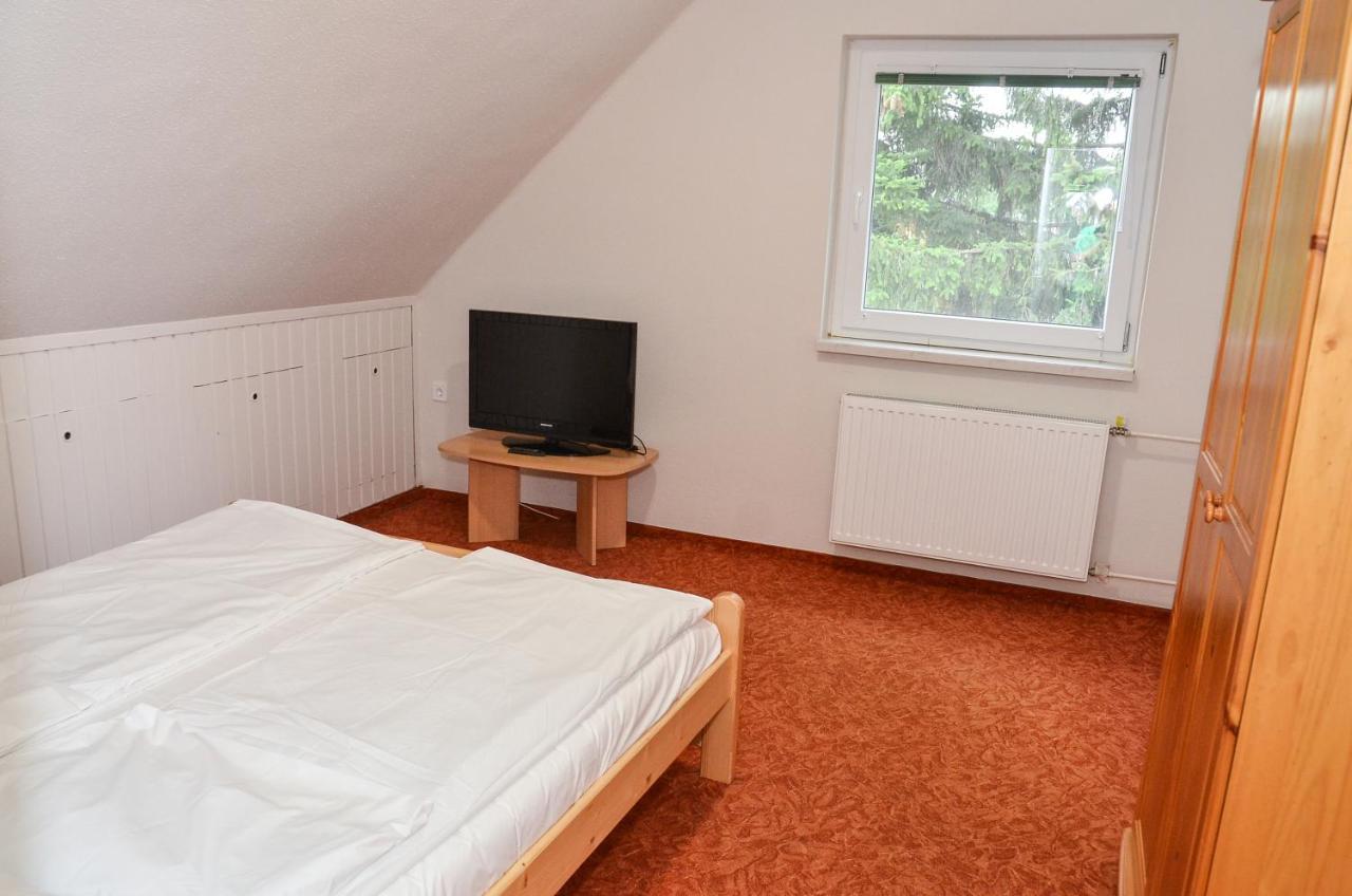 HajdúszoboszlóGabor Aron Apartman公寓式酒店 外观 照片