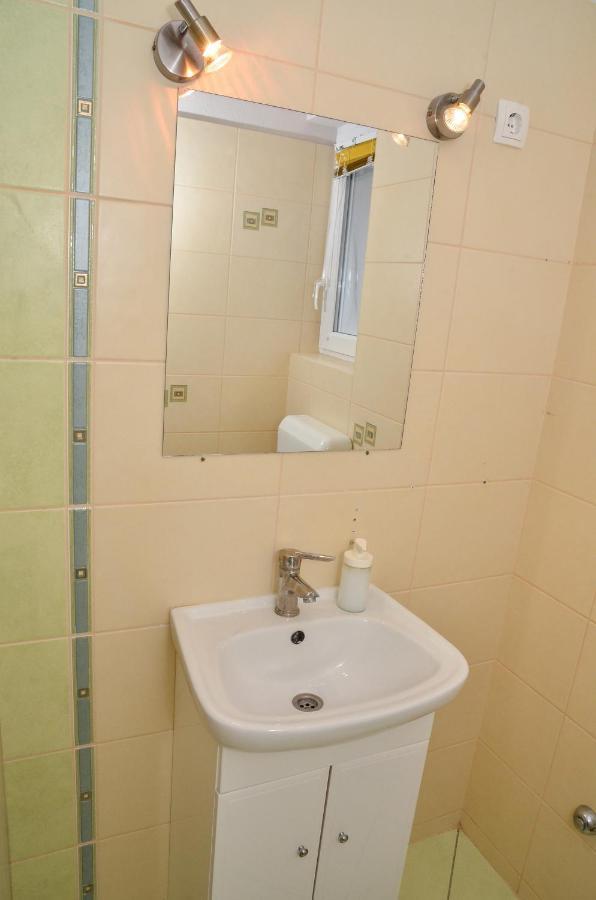 HajdúszoboszlóGabor Aron Apartman公寓式酒店 外观 照片