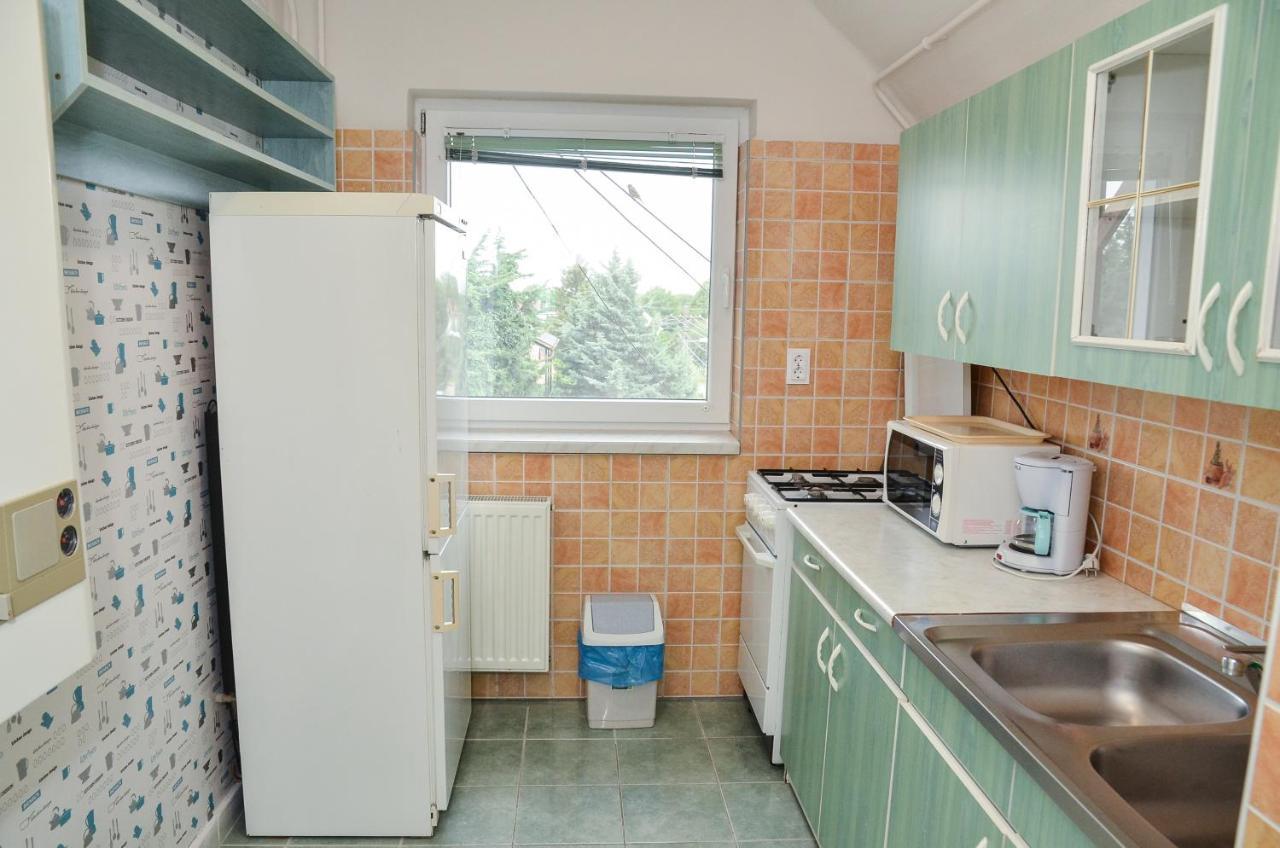 HajdúszoboszlóGabor Aron Apartman公寓式酒店 外观 照片